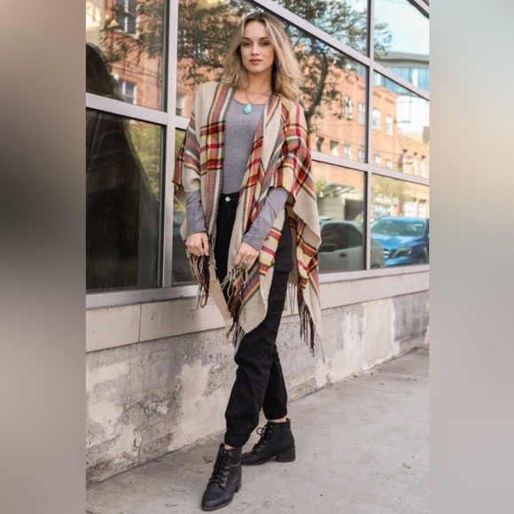 Plaid Multicolor Fringe Poncho - Picture 2 of 6